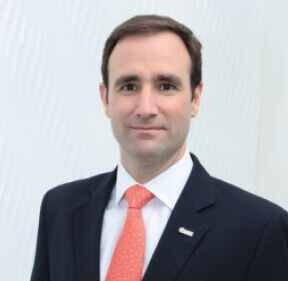 Raúl E. Hoyo